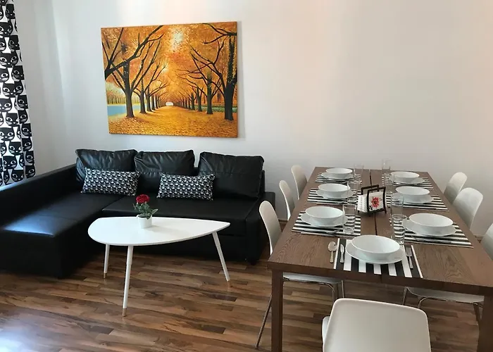 Apartmán Near Schoenbrunn Palace *